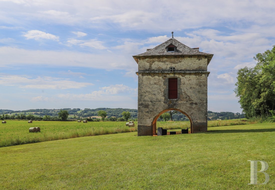 A well preserved and fully restored family chateau in Castanet, Tarn-et-Garonne - photo  n°3